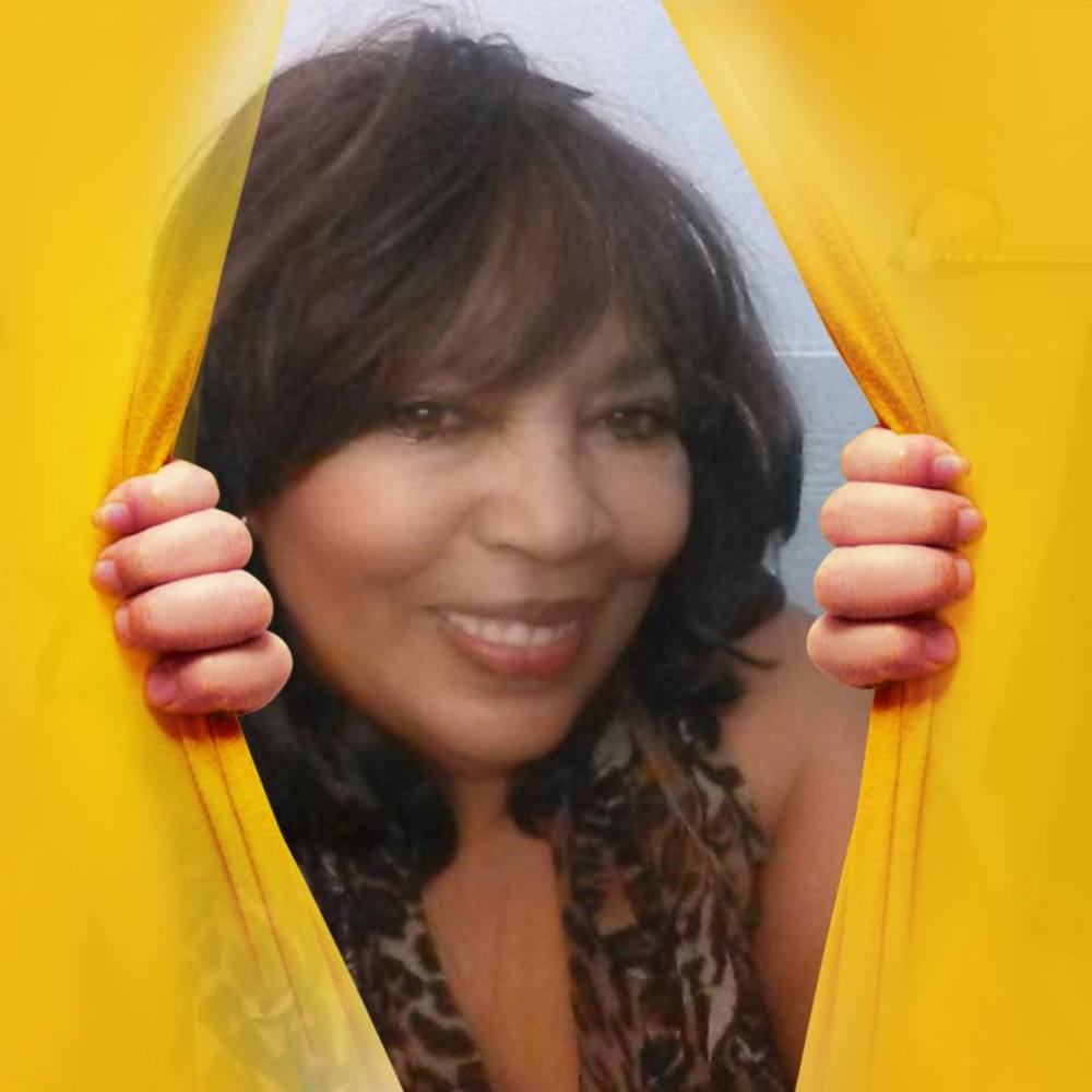 Meet your Posher, Ana